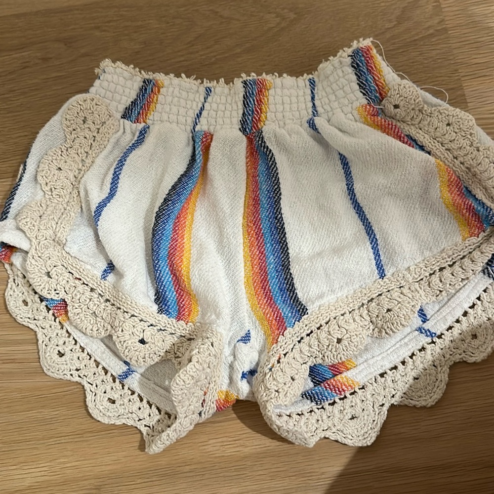 Vintage havana gypsy shorts rainbow size small